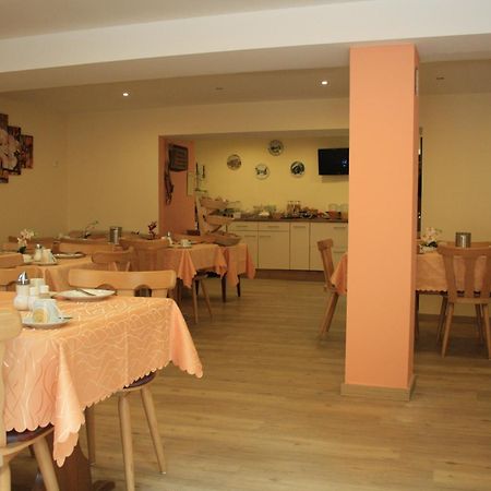 Waldhotel Albachmuehle Mit Albacher Stuben Wasserliesch Luaran gambar