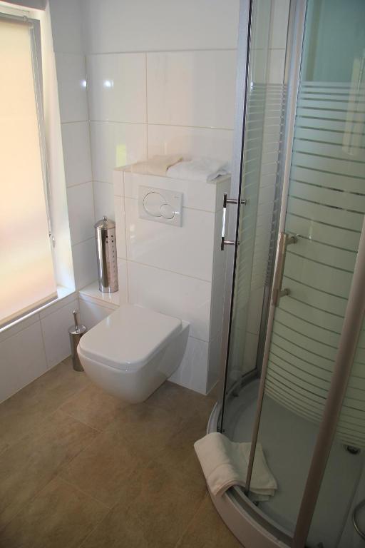 Waldhotel Albachmuehle Mit Albacher Stuben Wasserliesch Bilik gambar