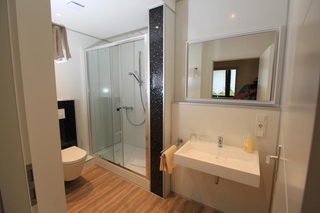 Waldhotel Albachmuehle Mit Albacher Stuben Wasserliesch Luaran gambar